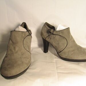 Sole Senseability Karine women's gray ankle boots